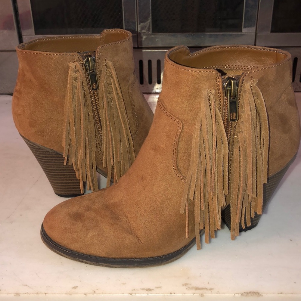 FINAL SALE‼️ Brown Fringe Booties